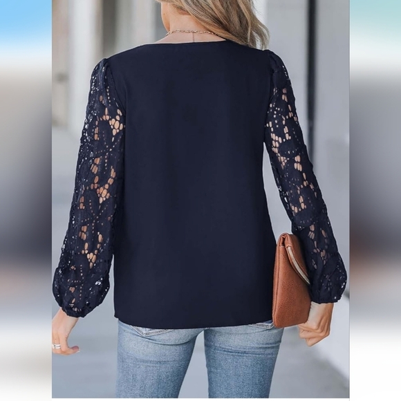Elegant Black Lace Sleeve Top XL - Picture 5 of 6